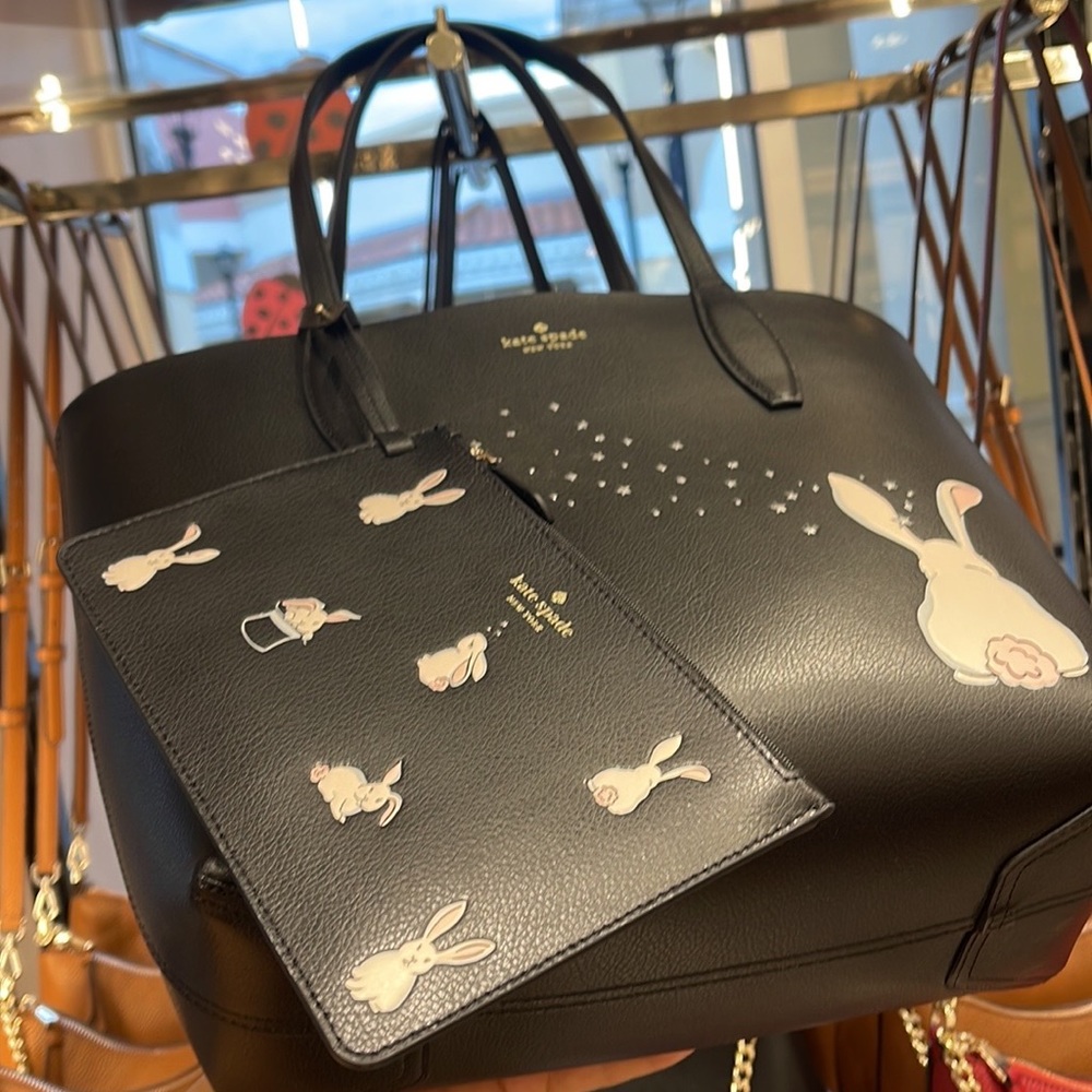 Kate Spade Bunbun Bunny Small Tote Bag
COLOR: Multi
NWT - Picture 9 of 16